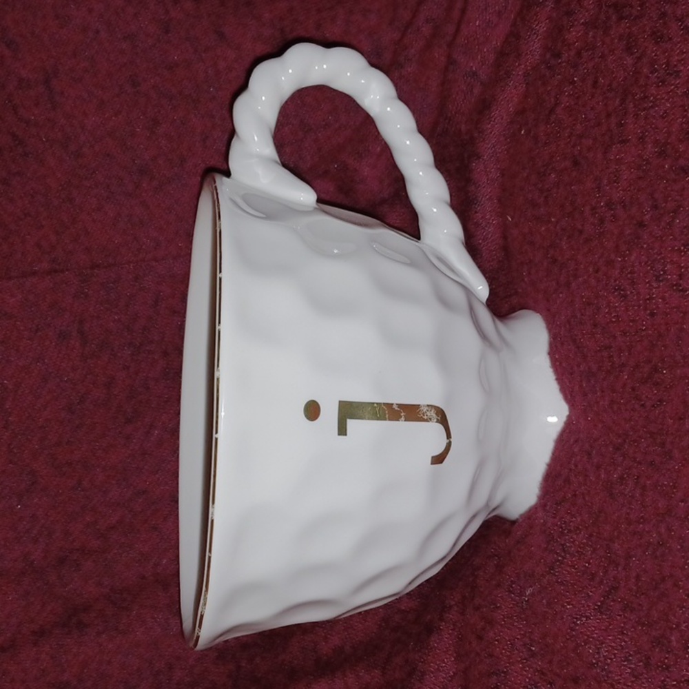 Altar'd State monogram J mug (103123F).